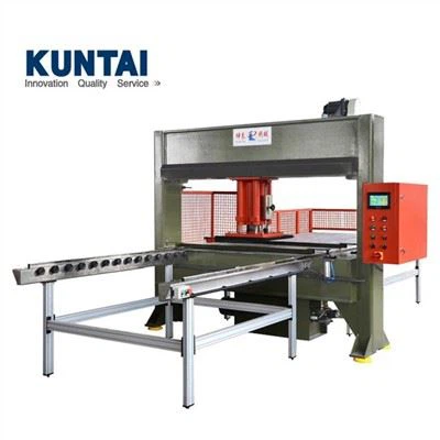 เครื่องตัดดอกไม้ประดิษฐ์